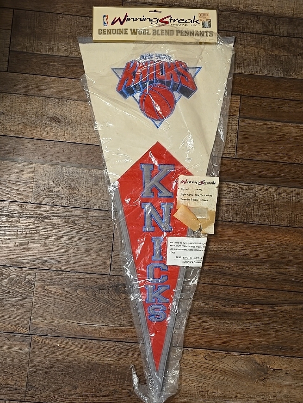 New York Knicks Vintage Wool Blend Pennant by Winning Streak